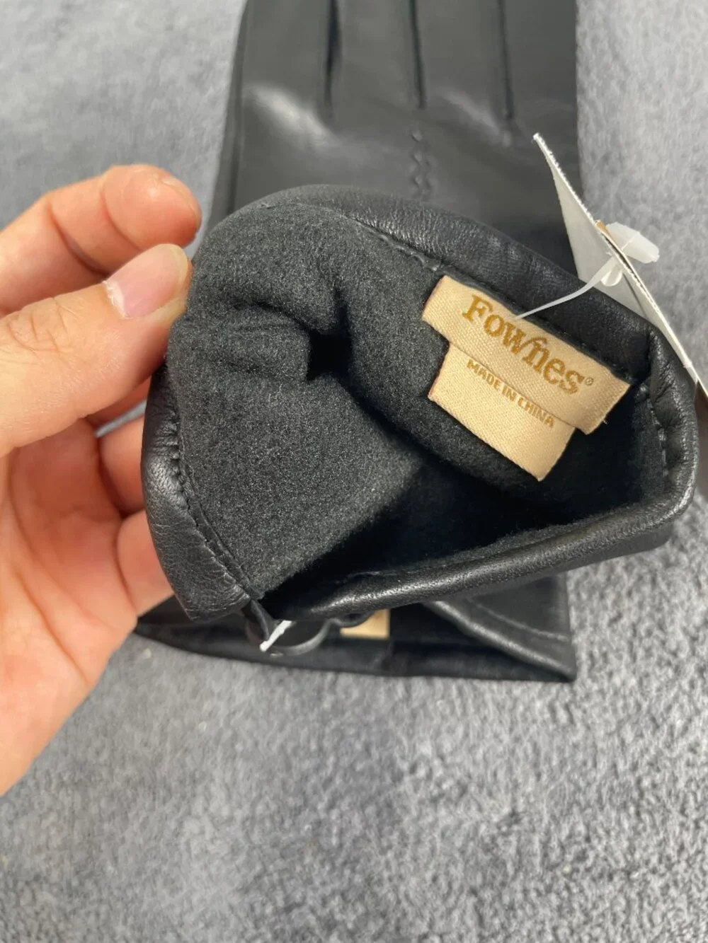 NEW Fownes Women's Fleece Lined Leather Gloves Size 8.5 Black Sears